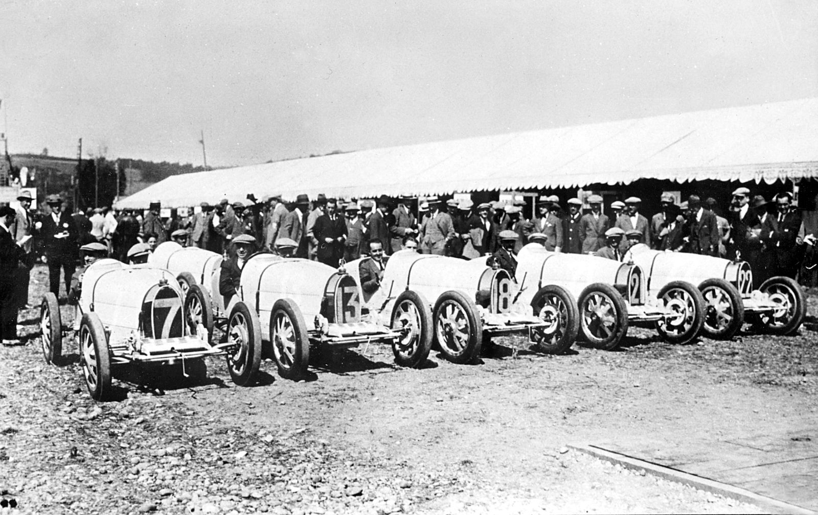 06 BUGATTI_Type 35 Making of a Champion Bugatti Type 35, la creación de un ganador